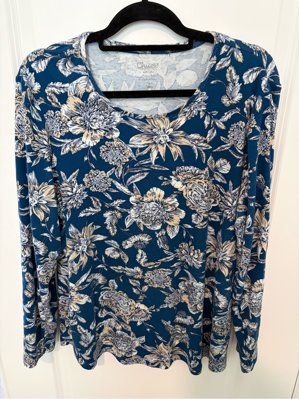 Chico's Teal Blue Floral Long Sleeve Scoop Neck Top